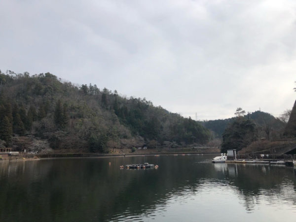 伊自良湖 釣り初心者がわかさぎ釣りに挑戦 自然を感じながら時を忘れて 岐阜県山県市 ぎふのススメ